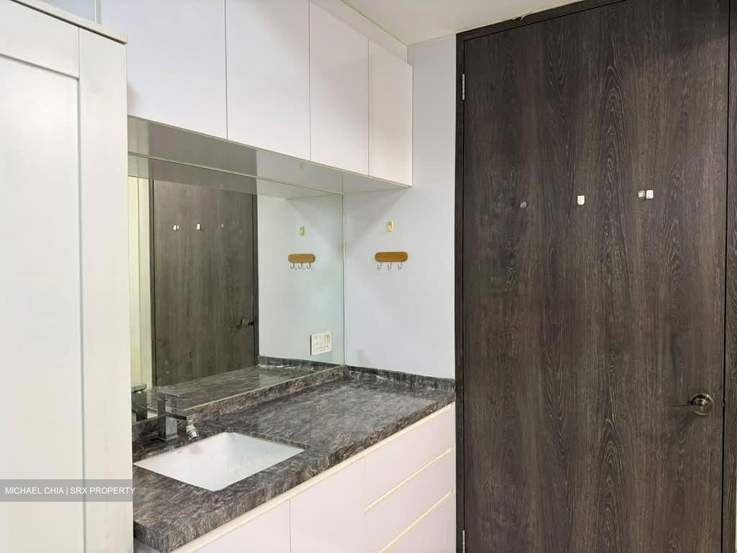 #1 Suites (D14), Apartment #606408011